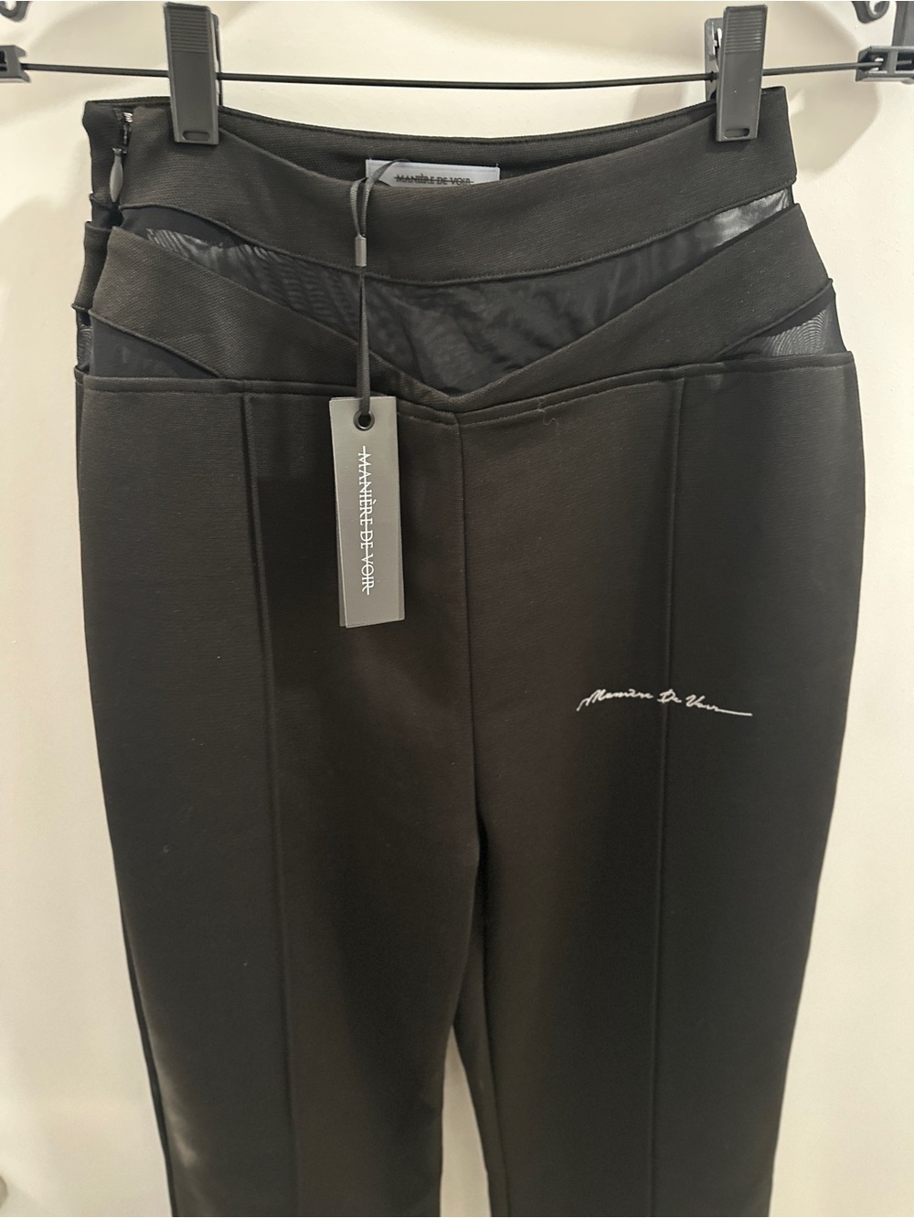 *NWT* Manière de Voir Mesh Waist Track Pant in Black - Size 6